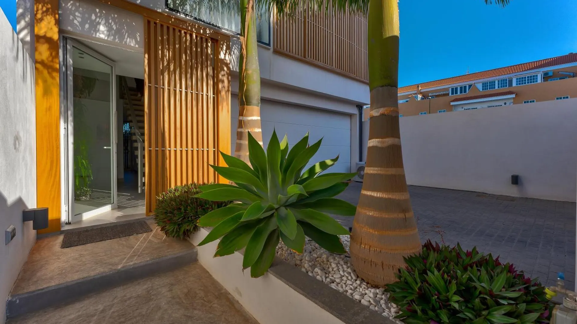 Green House - Modern Villa In Tenerife, Spain Guía de Isora